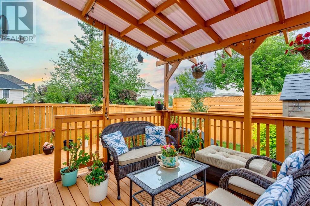 Single Family House for Sale in  Coral Springs Mews NE Coral Springs Calgary 
