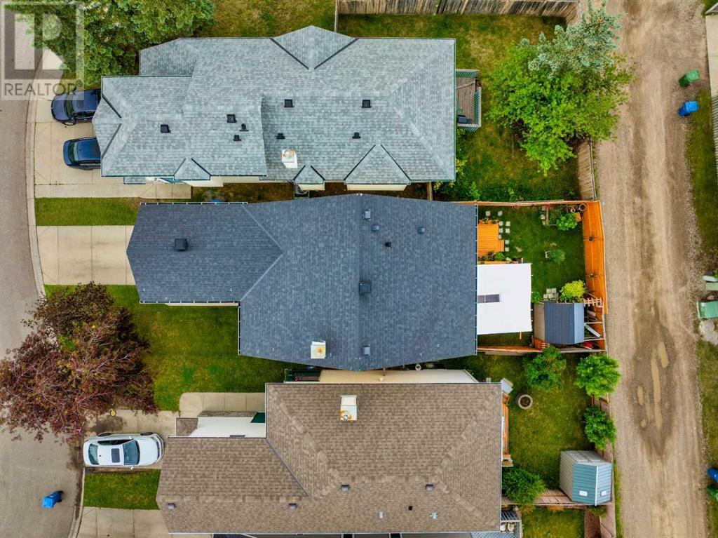 Single Family House for Sale in  Coral Springs Mews NE Coral Springs Calgary 