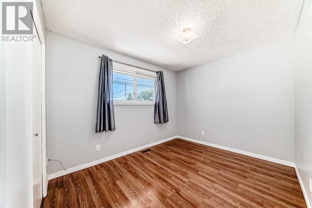 Single Family House Bungalow for Sale in   Avenue SE Penbrooke Meadows Calgary 
