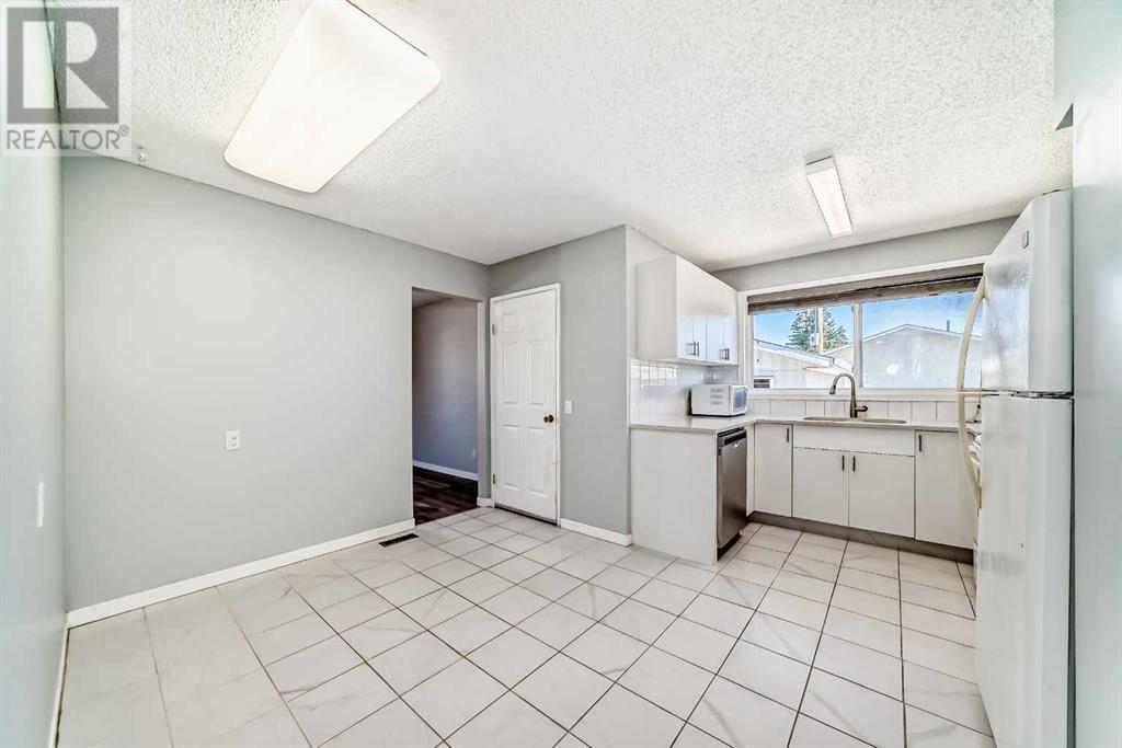 Single Family House Bungalow for Sale in   Avenue SE Penbrooke Meadows Calgary 