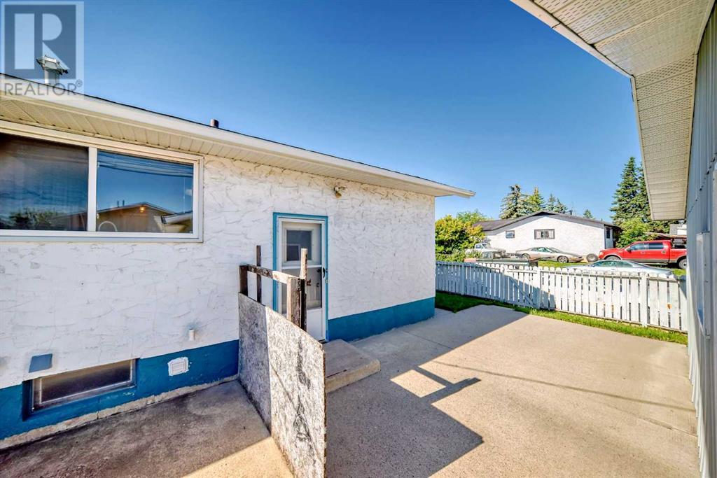 Single Family House Bungalow for Sale in   Avenue SE Penbrooke Meadows Calgary 