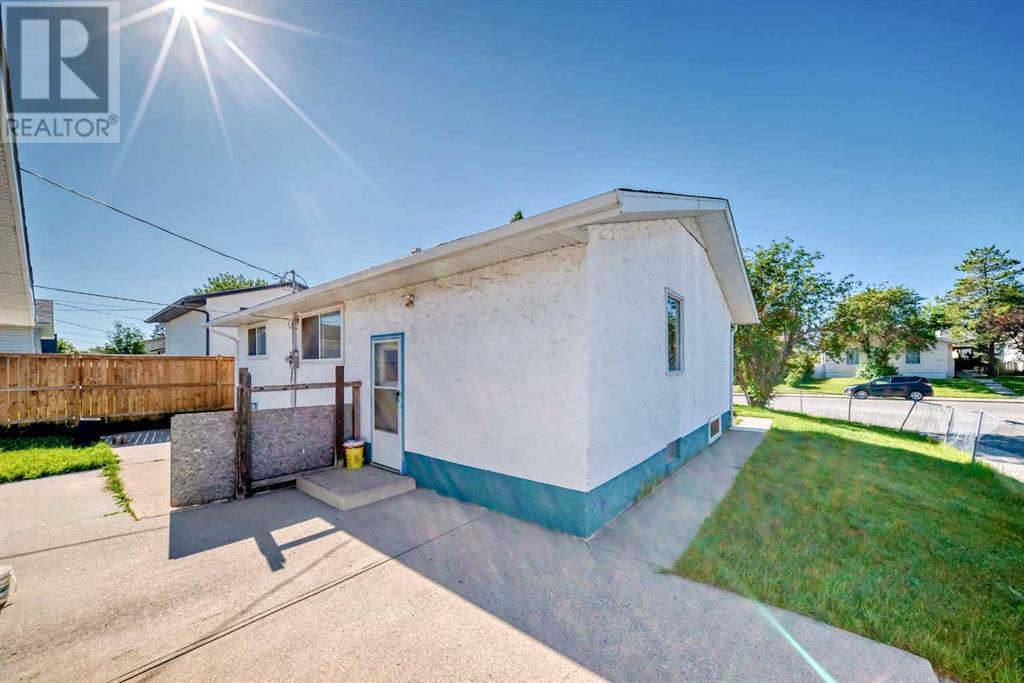 Single Family House Bungalow for Sale in   Avenue SE Penbrooke Meadows Calgary 