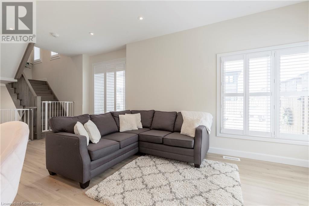 Photo 1 of 31 Southam Lane, Hamilton ON