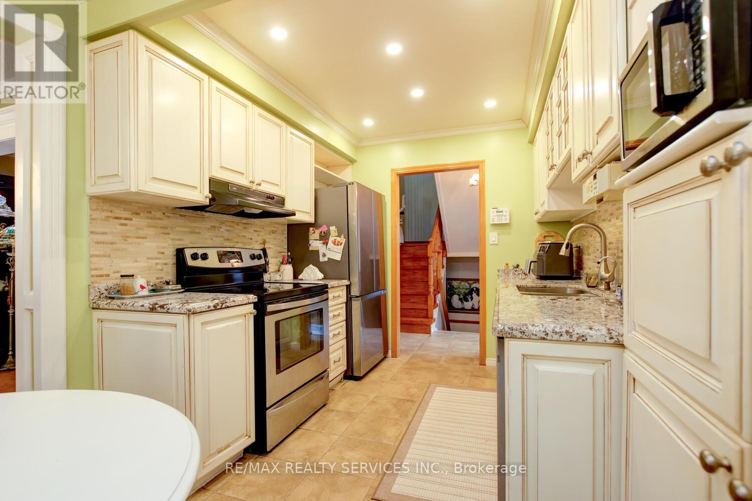 Single Family House for Sale in  NUTTALL STREET Brampton (Westgate) 