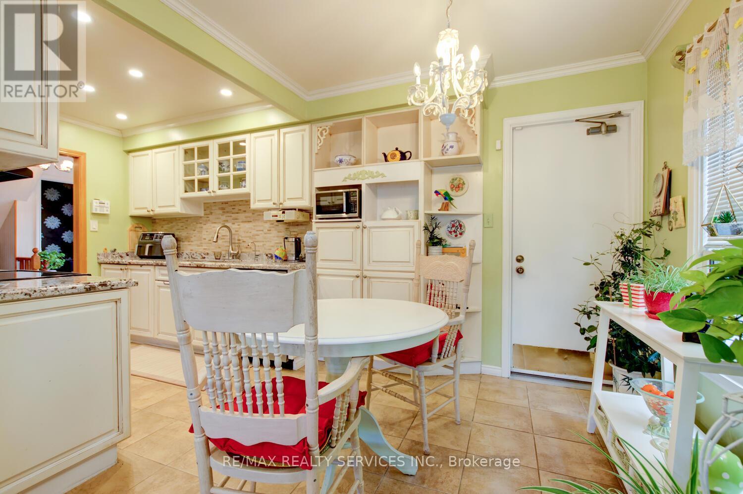 Single Family House for Sale in  NUTTALL STREET Brampton (Westgate) 