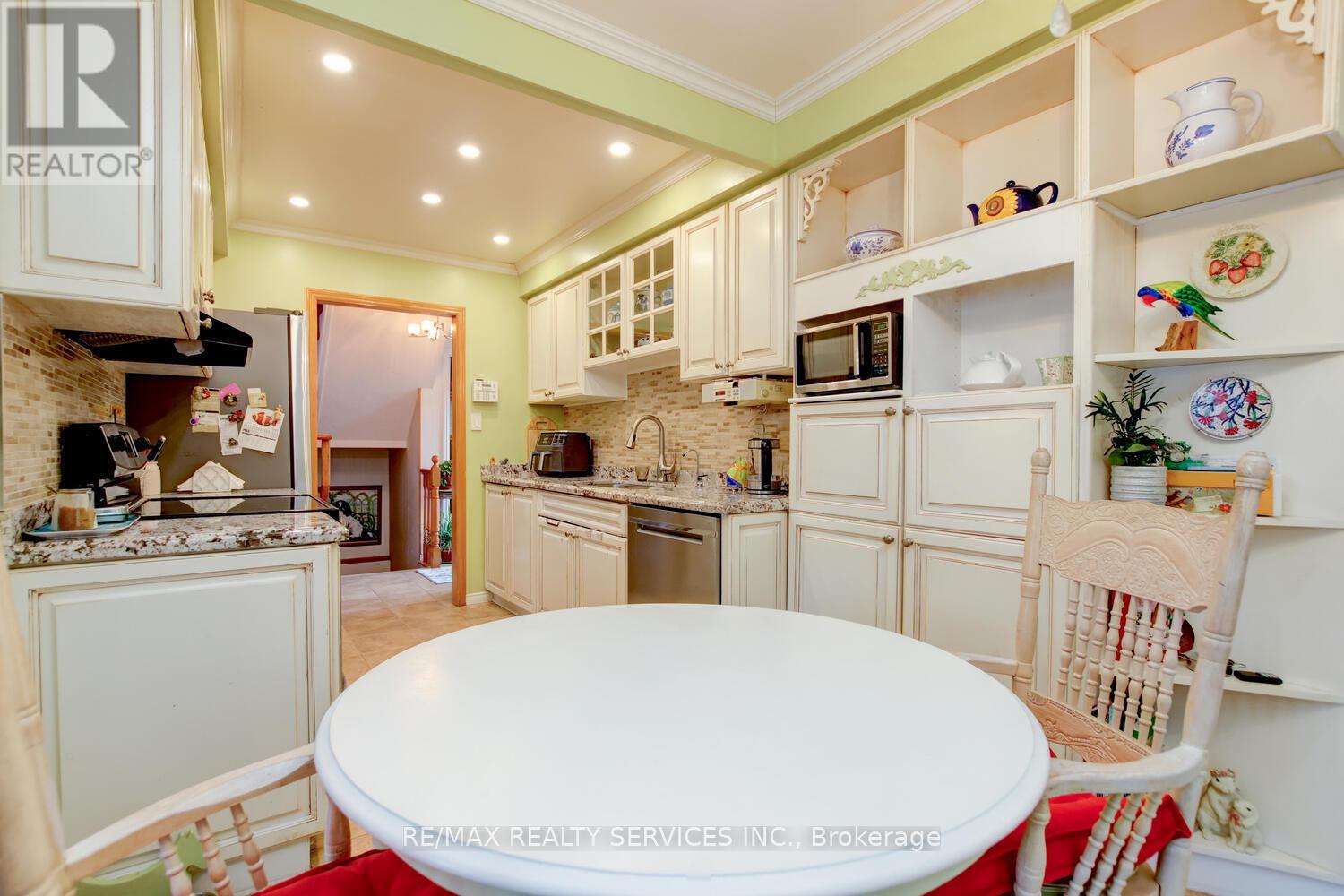 Single Family House for Sale in  NUTTALL STREET Brampton (Westgate) 