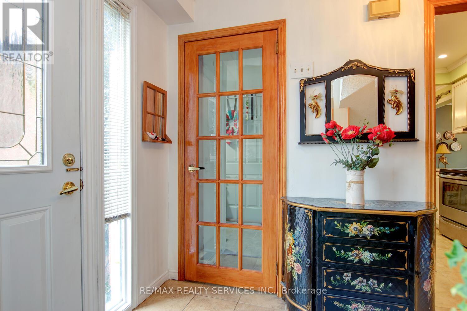 Single Family House for Sale in  NUTTALL STREET Brampton (Westgate) 