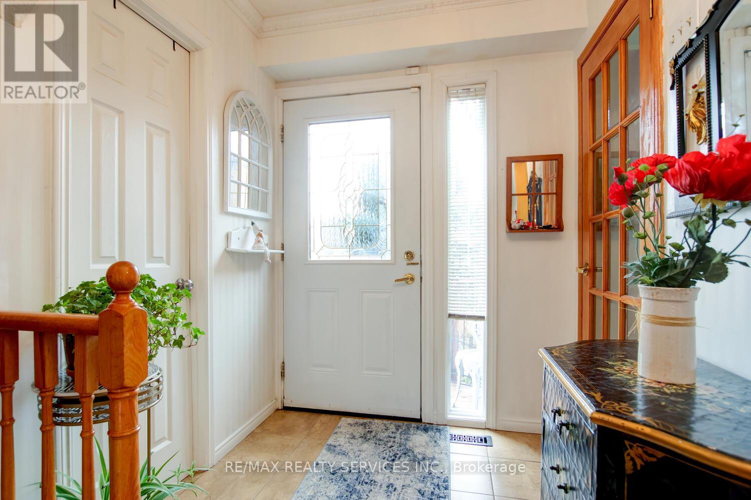 Single Family House for Sale in  NUTTALL STREET Brampton (Westgate) 