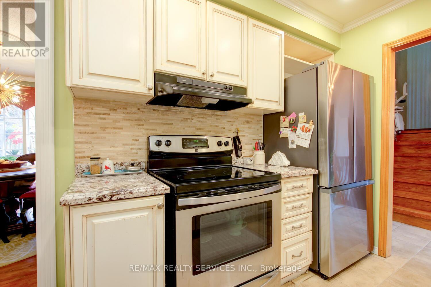 Single Family House for Sale in  NUTTALL STREET Brampton (Westgate) 