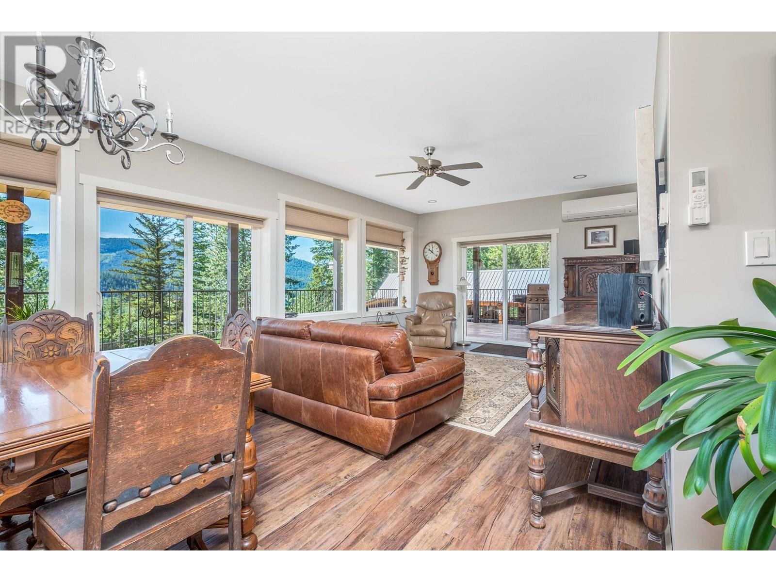 Photo 6 of 3186 Salmon River Road, Salmon Arm BC