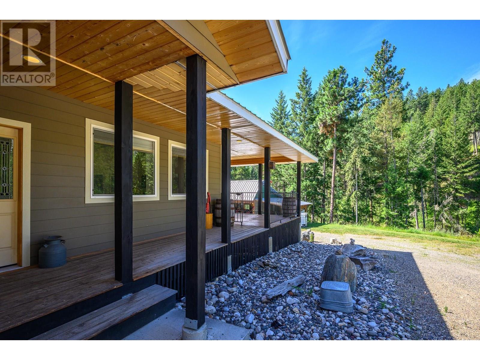 Photo 3 of 3186 Salmon River Road, Salmon Arm BC
