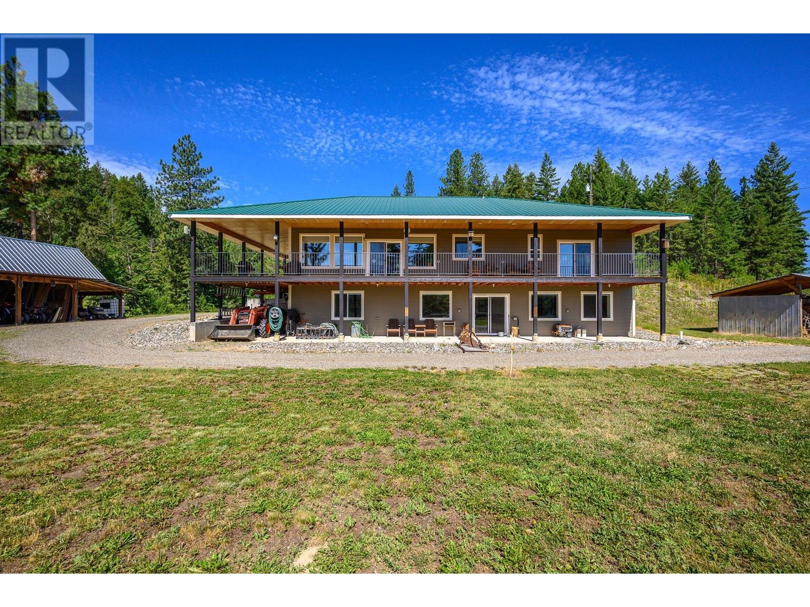 Photo 2 of 3186 Salmon River Road, Salmon Arm BC
