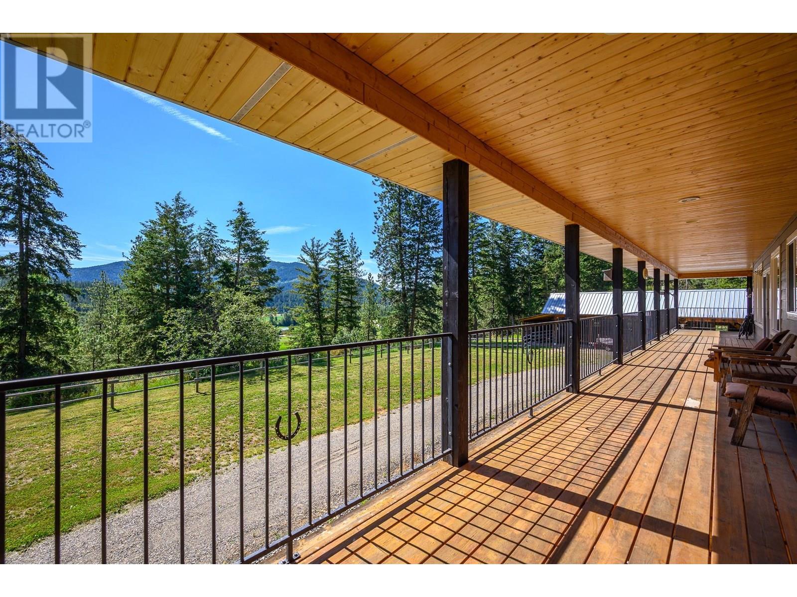 Photo 13 of 3186 Salmon River Road, Salmon Arm BC