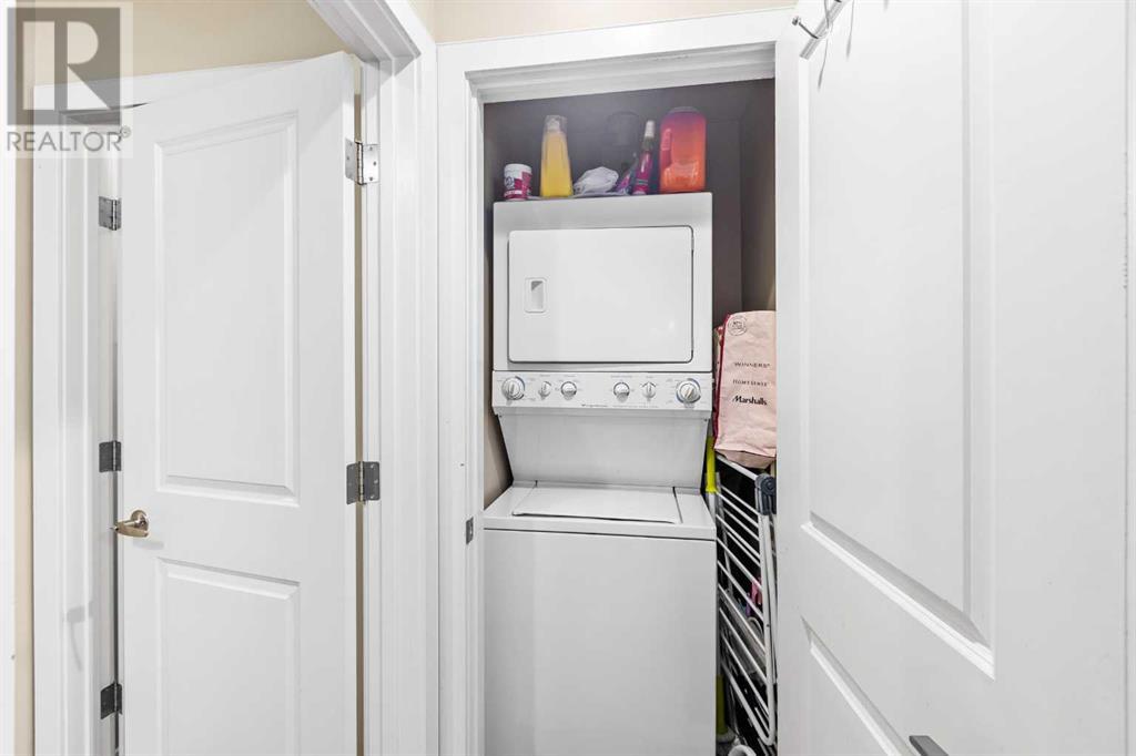 Single Family House for Sale in   Spruce Place SW Spruce Cliff Calgary 
