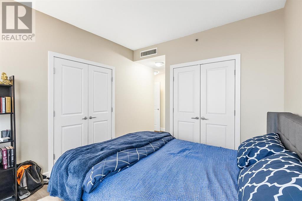 Single Family House for Sale in   Spruce Place SW Spruce Cliff Calgary 