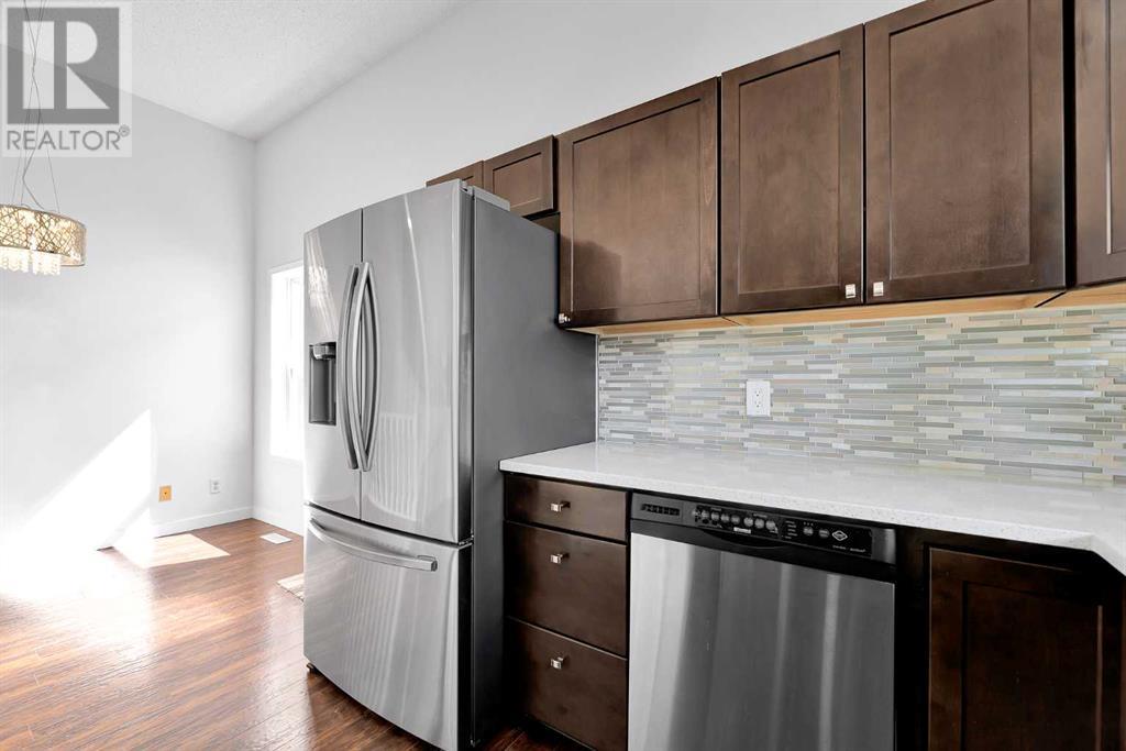 Single Family House 4 Level for Sale in  SOMERSIDE Grove SW Somerset Calgary 