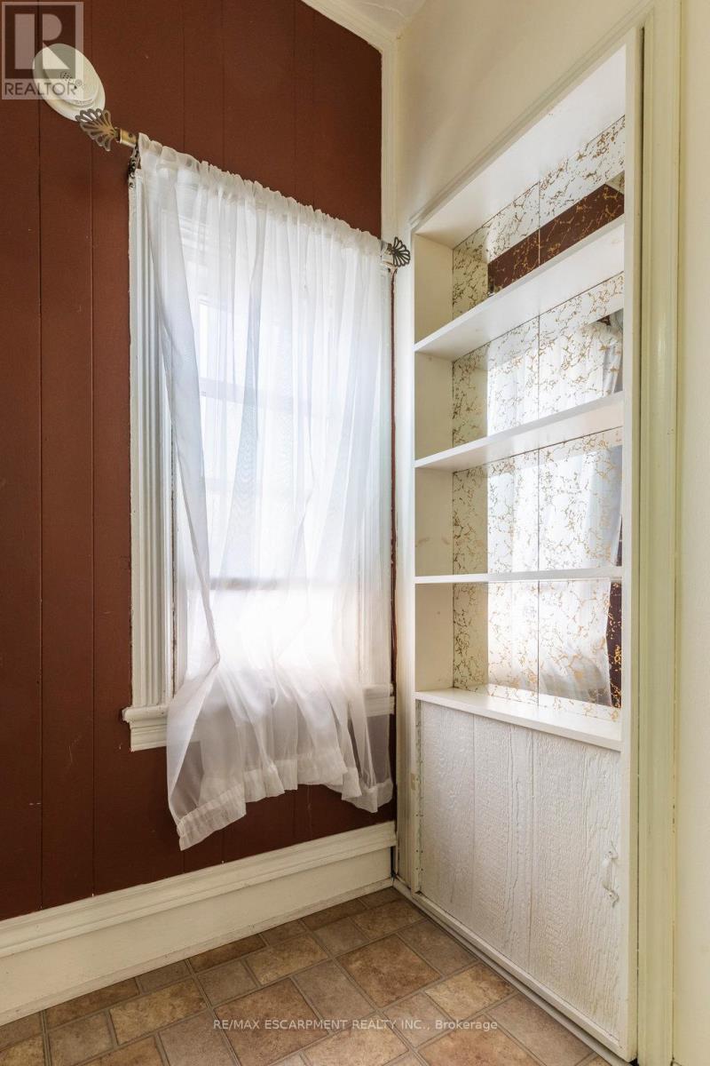 Photo 14 of 67 Beechwood Avenue, Hamilton ON