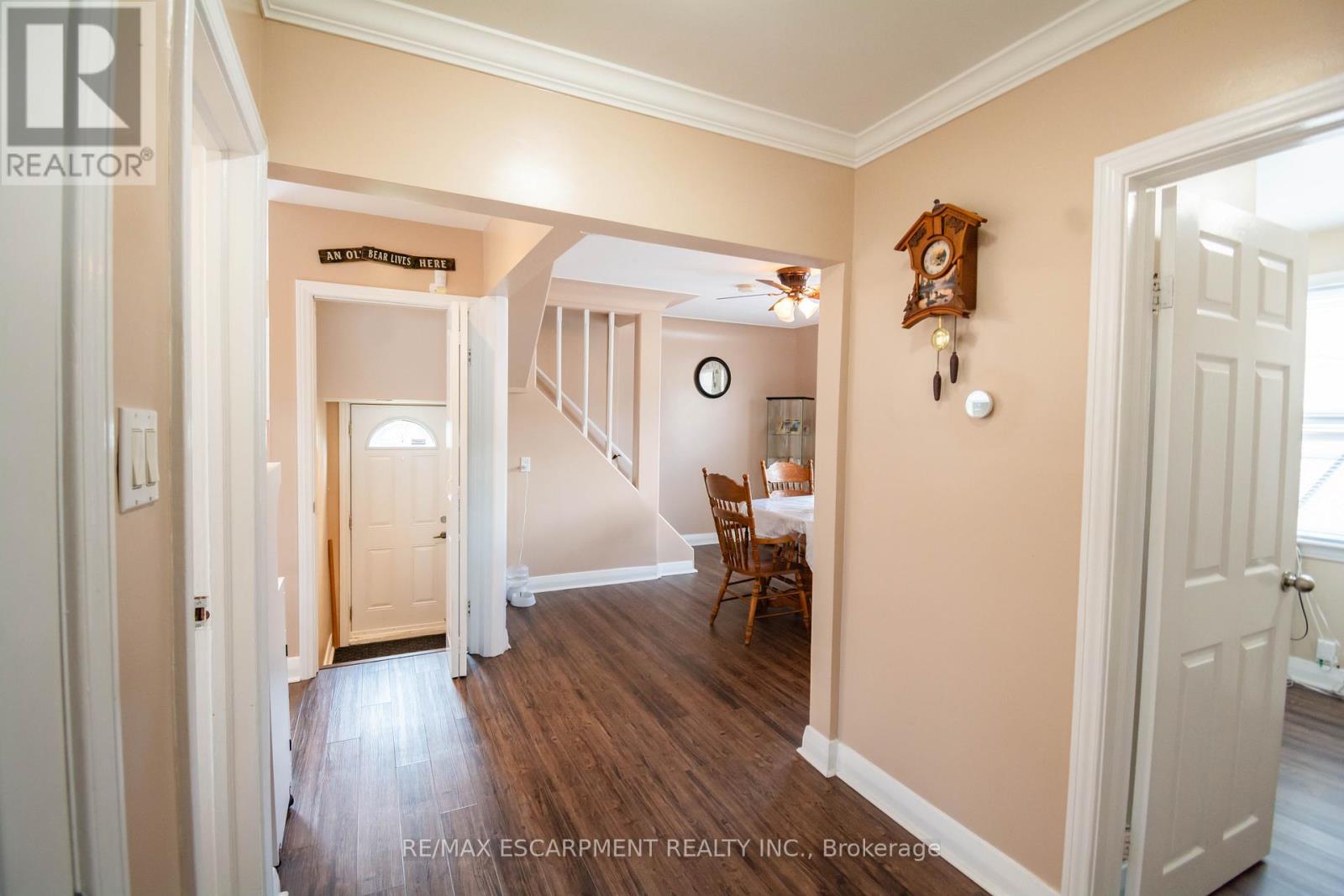 Single Family House for Sale in  COCHRANE ROAD Hamilton (Rosedale) 