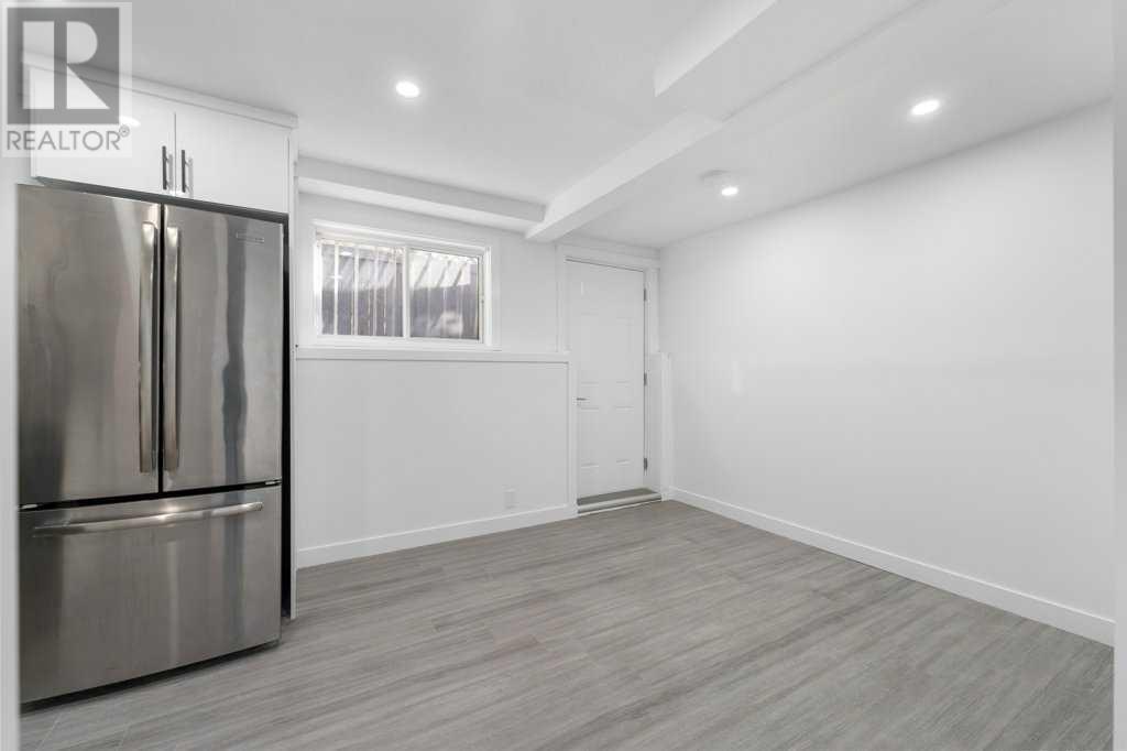 Single Family House 4 Level for Sale in  Martinwood Place NE Martindale Calgary 