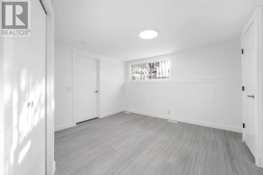 Single Family House 4 Level for Sale in  Martinwood Place NE Martindale Calgary 