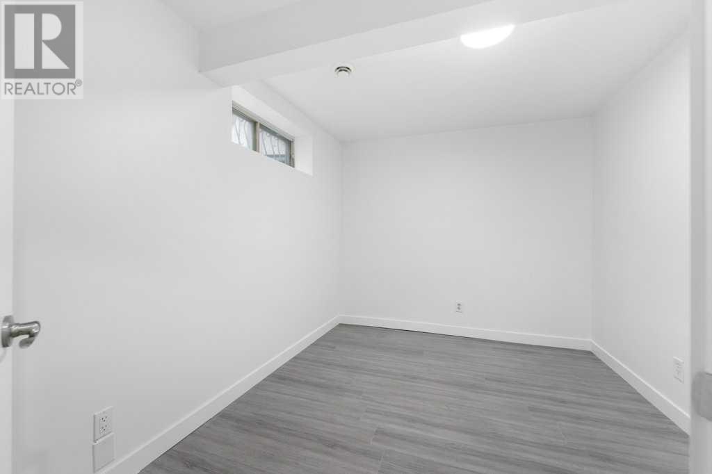 Single Family House 4 Level for Sale in  Martinwood Place NE Martindale Calgary 