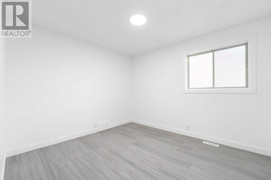 Single Family House 4 Level for Sale in  Martinwood Place NE Martindale Calgary 