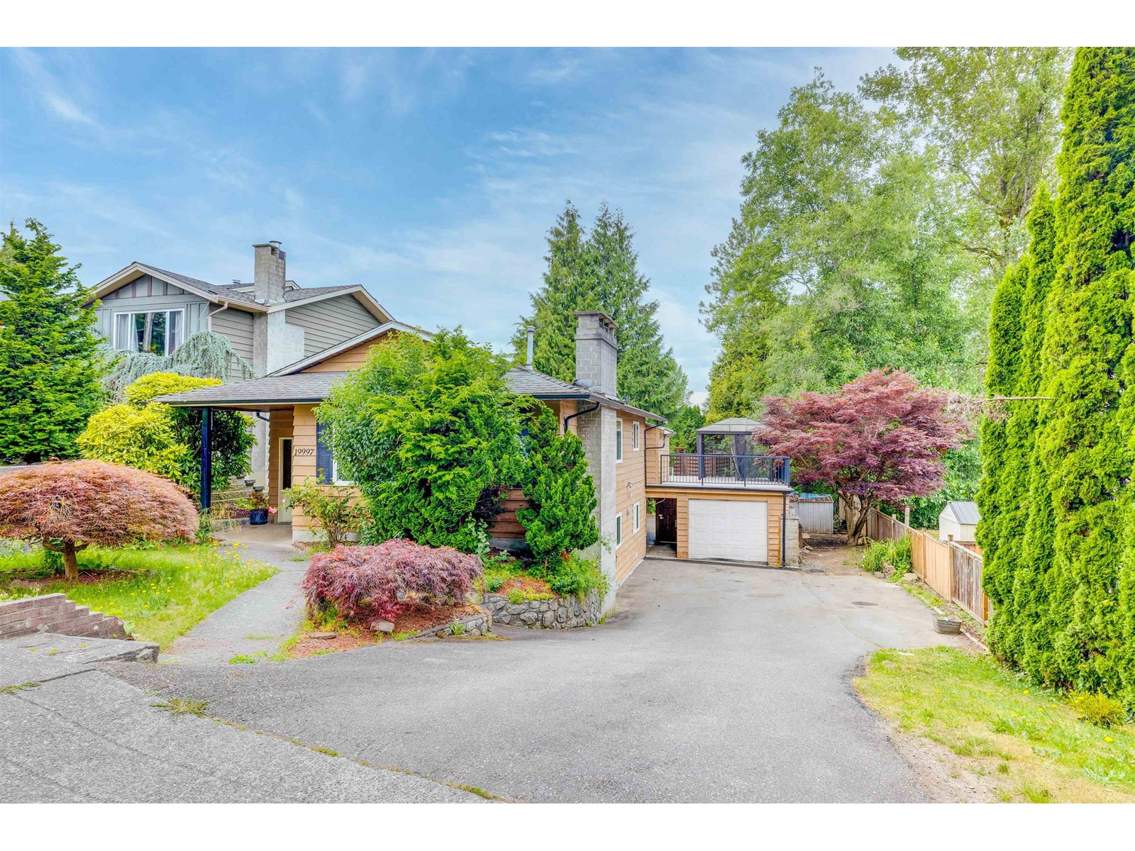 Photo 1 of 19997 50 Avenue, Langley BC