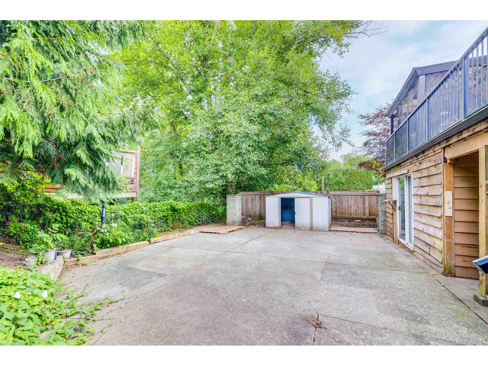 Photo 31 of 19997 50 Avenue, Langley BC