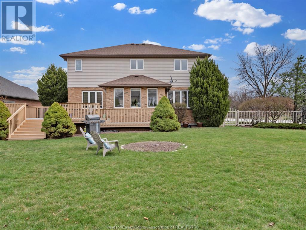 Photo 45 of 137 Seymour Crescent, Lakeshore ON