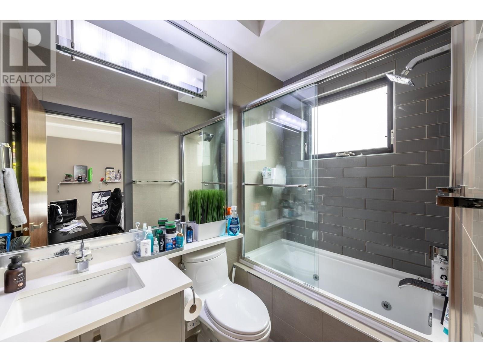 Photo 21 of 3521 Puget Drive, Vancouver BC