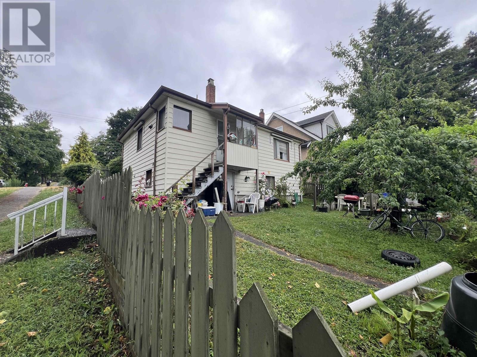 1224 SIXTH AVENUE, New Westminster