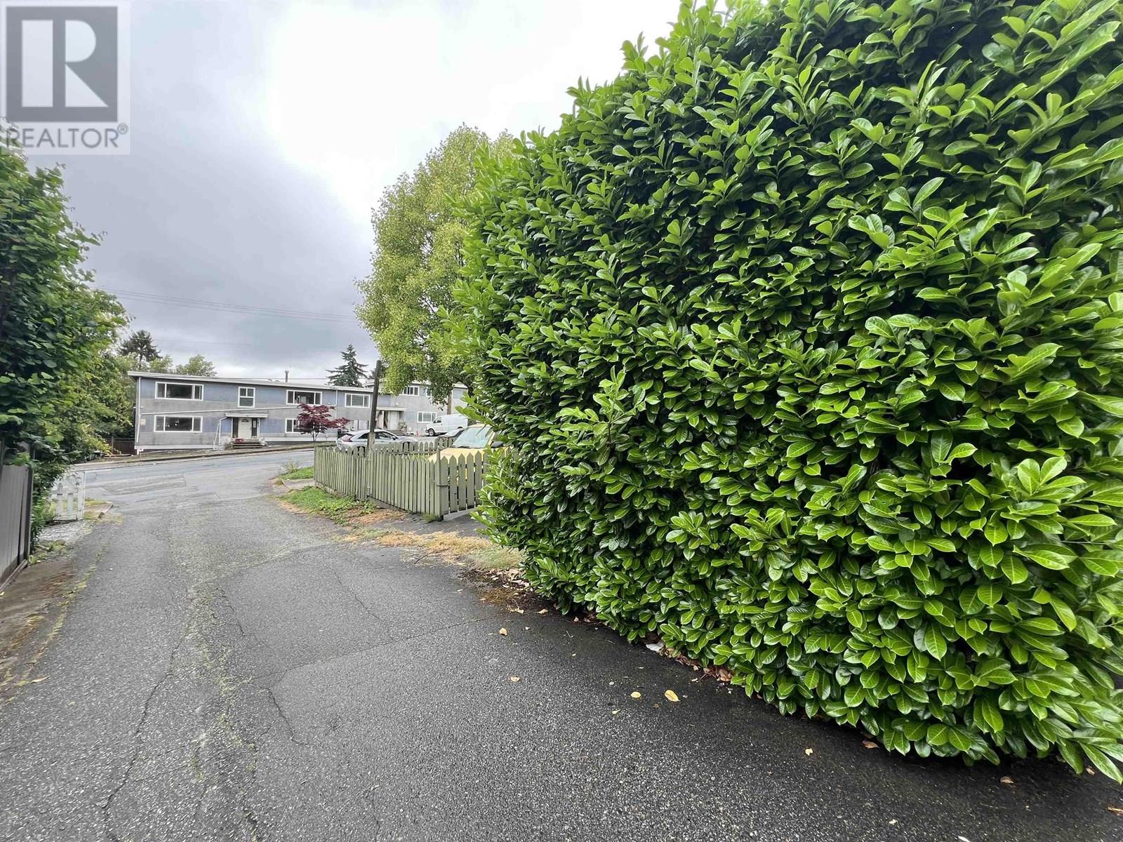 1224 SIXTH AVENUE, New Westminster
