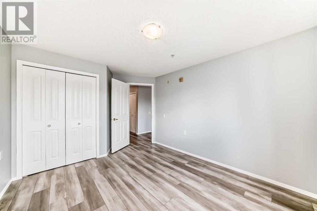 Single Family House for Sale in   Somervale Court SW Somerset Calgary 