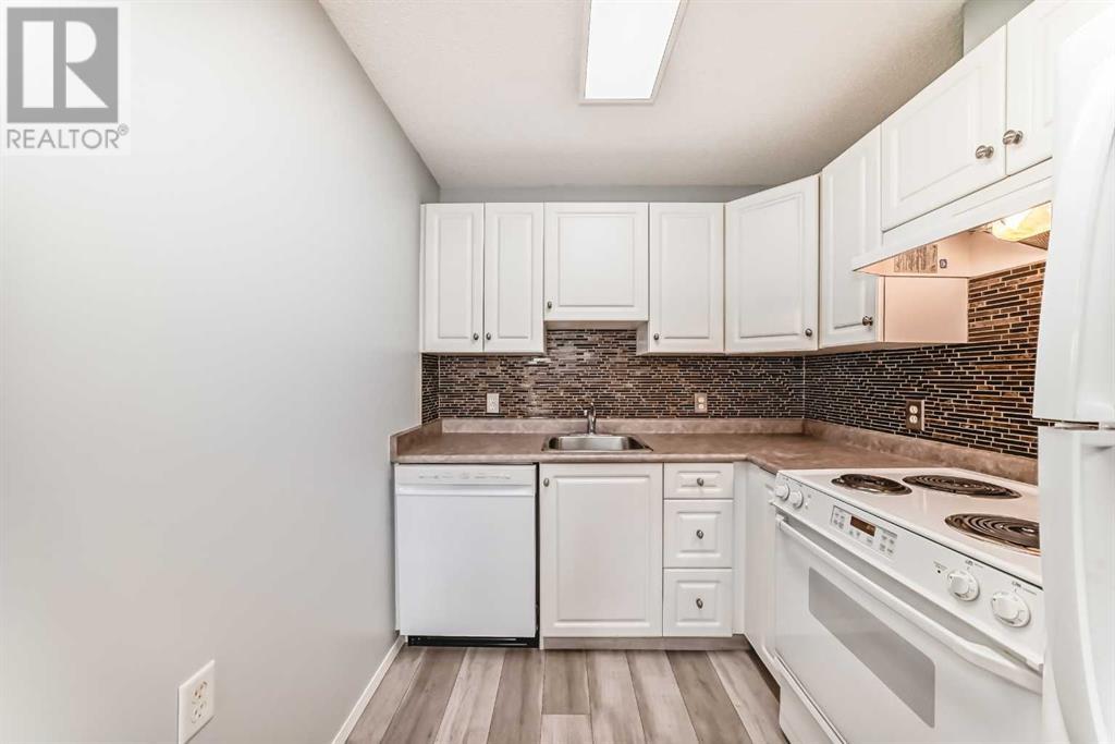 Single Family House for Sale in   Somervale Court SW Somerset Calgary 