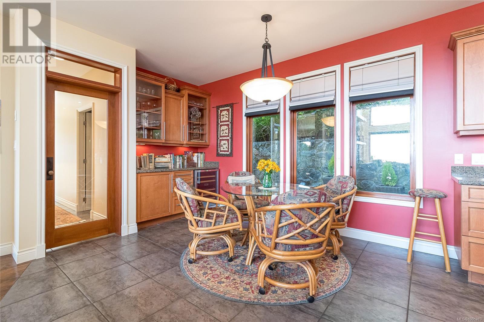 Photo 18 of 7014 Beach View Crt, Central Saanich BC
