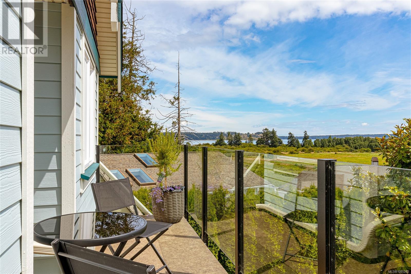 Photo 38 of 7014 Beach View Crt, Central Saanich BC