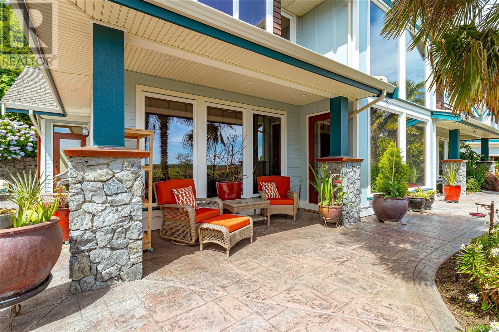 Photo 43 of 7014 Beach View Crt, Central Saanich BC
