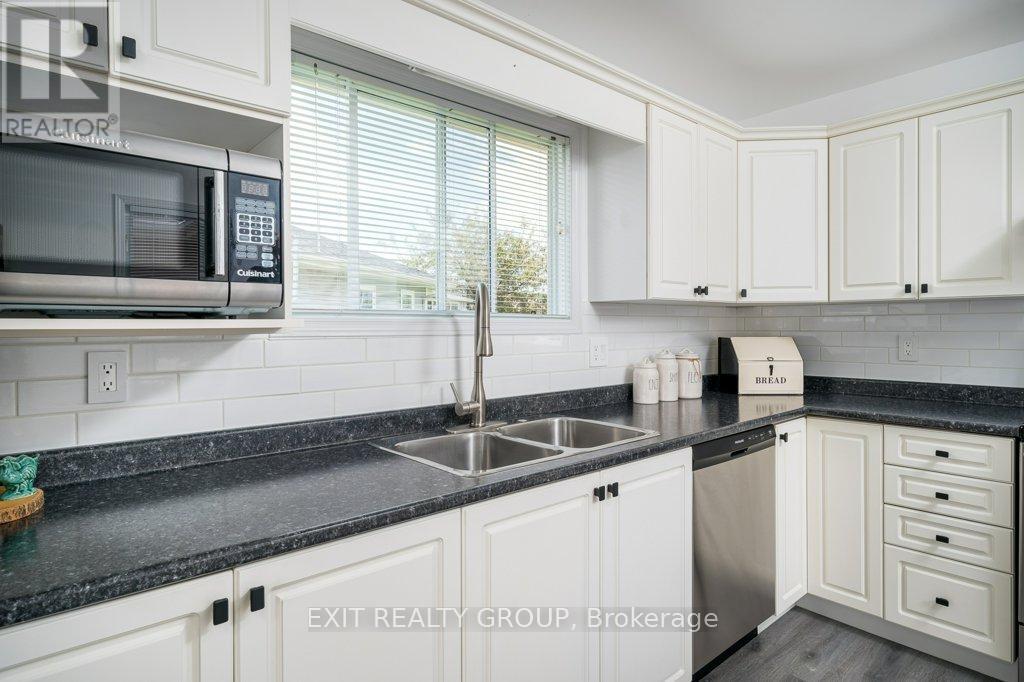 Photo 1 of 9 Quaker Court, Prince Edward County ON