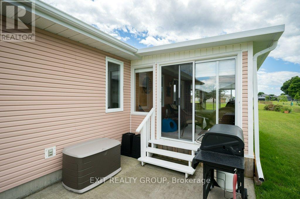 Photo 31 of 9 Quaker Court, Prince Edward County ON