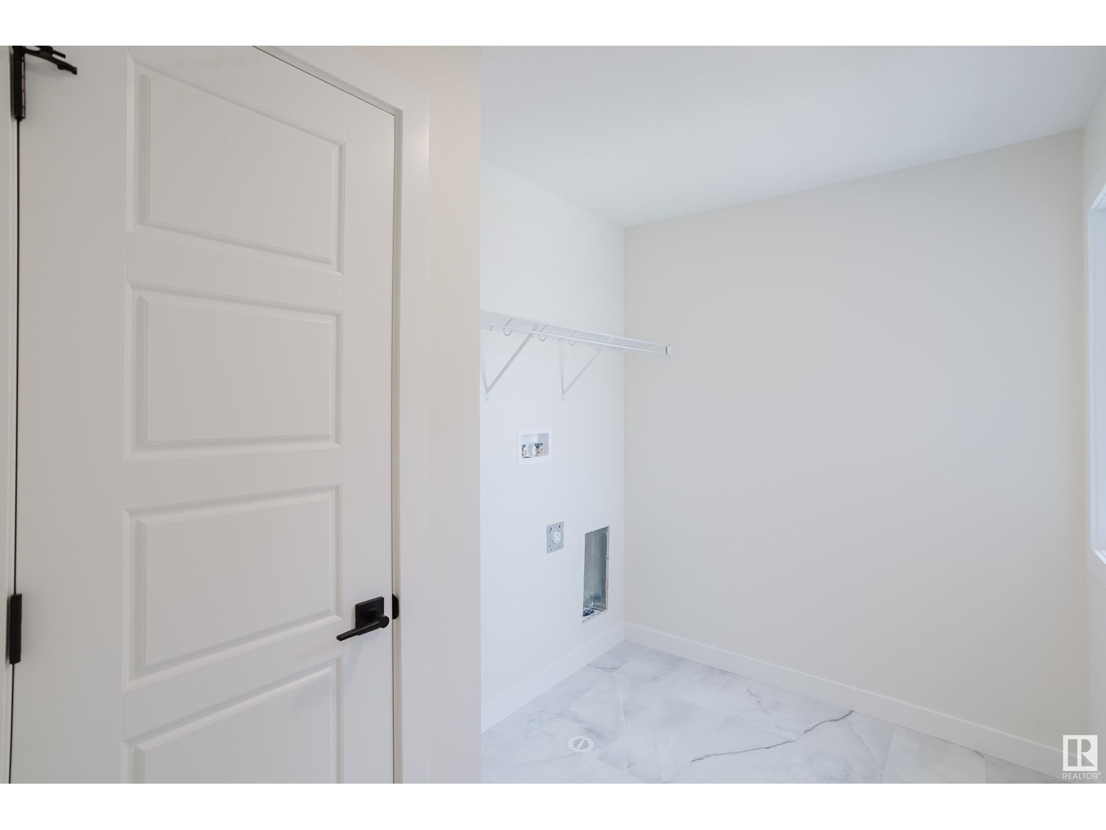 Photo 1 of 143 Catria Pt, Sherwood Park AB