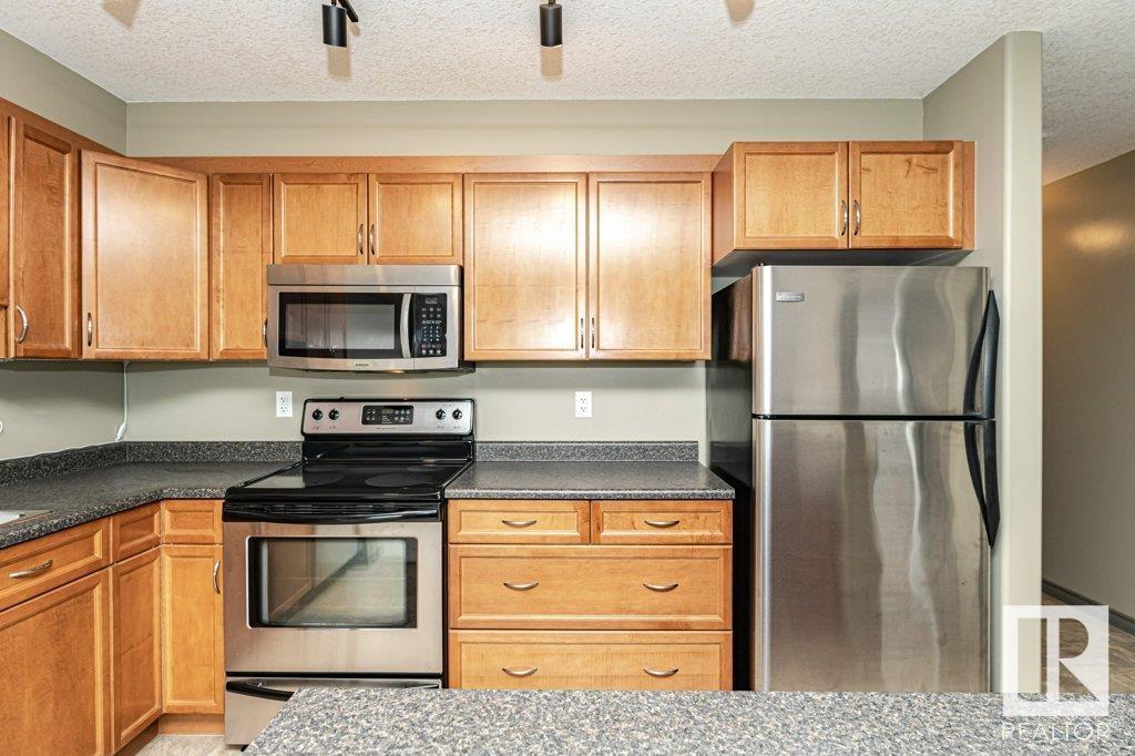 Photo 40 of 215 1589 Glastonbury Bv Nw, Edmonton AB