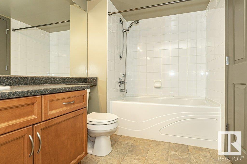 Photo 10 of 215 1589 Glastonbury Bv Nw, Edmonton AB