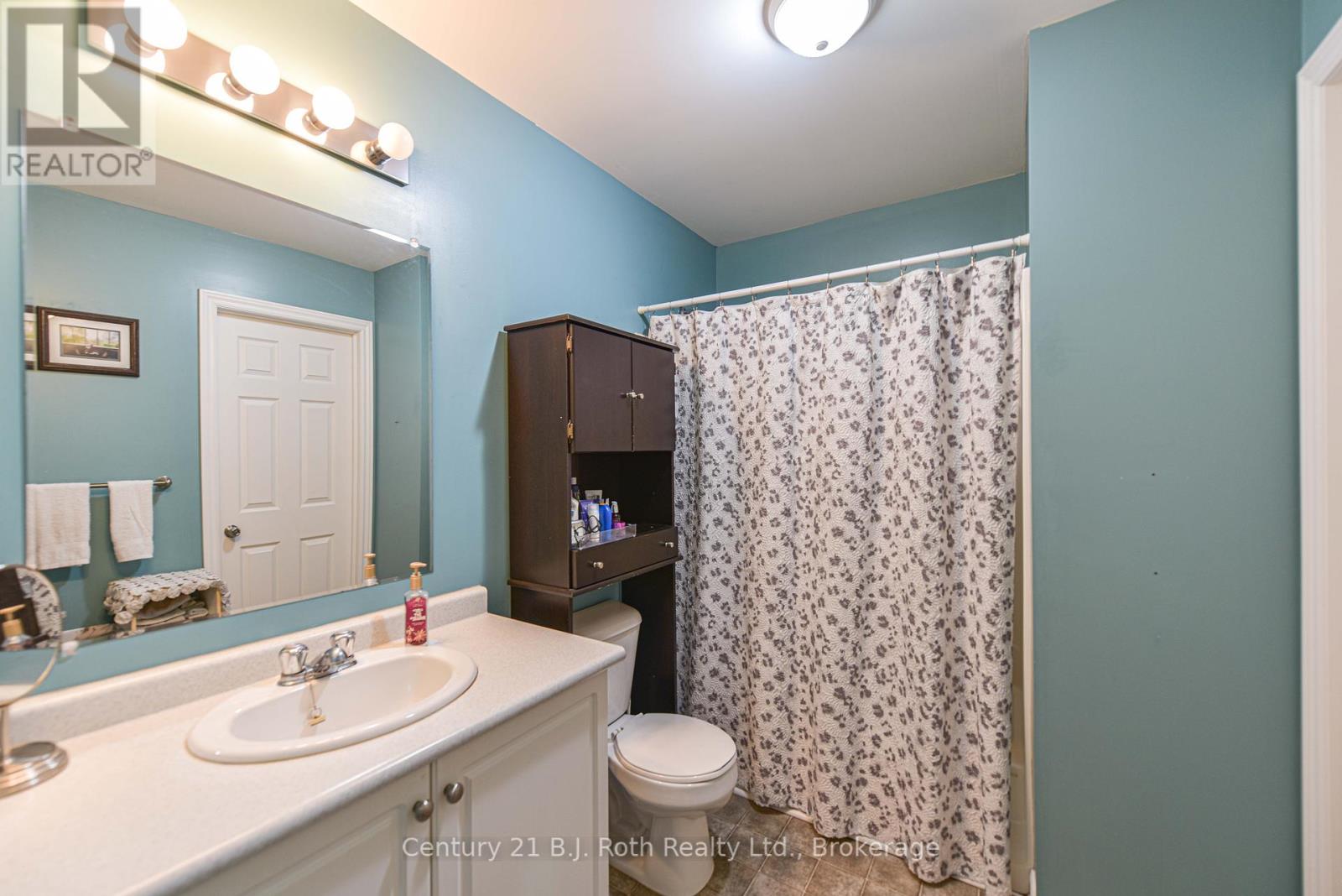 Photo 43 of 36 Michelle Drive, Orillia ON