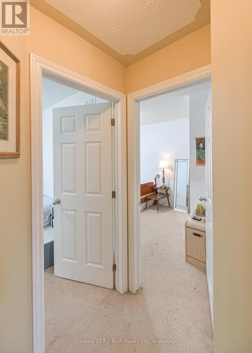 Photo 41 of 36 Michelle Drive, Orillia ON