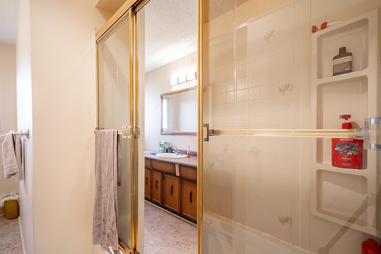 Photo 22 of 20221 47 A Avenue, Langley BC