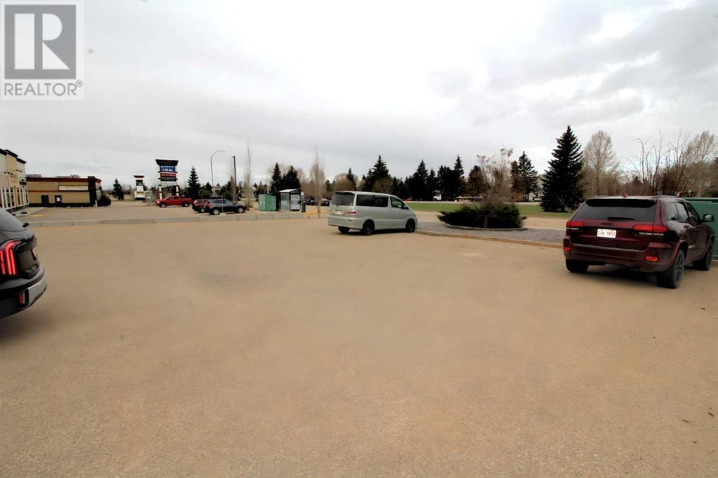 Photo 22 of 2 5021 Parkwood Road, Blackfalds AB