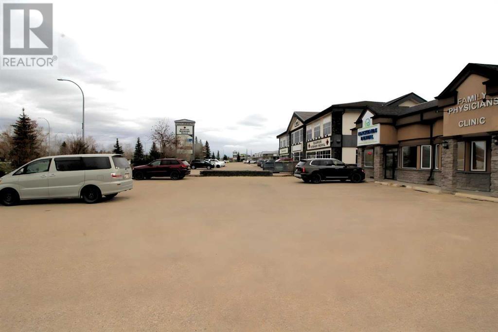 Photo 7 of 2 5021 Parkwood Road, Blackfalds AB