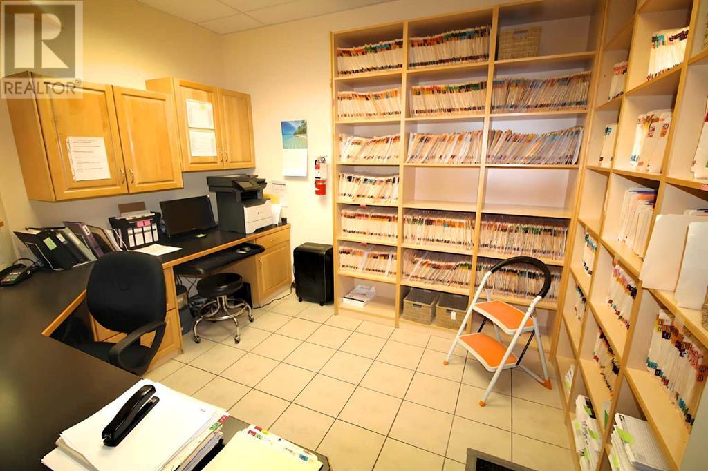 Photo 23 of 2 5021 Parkwood Road, Blackfalds AB