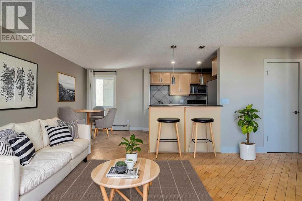 Single Family House for Sale in    Street NE Renfrew Calgary 