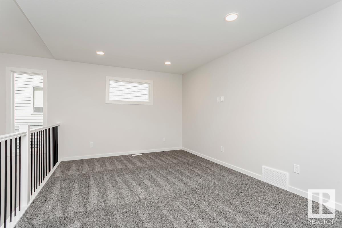 Photo 12 of 17408 2 St Nw, Edmonton AB